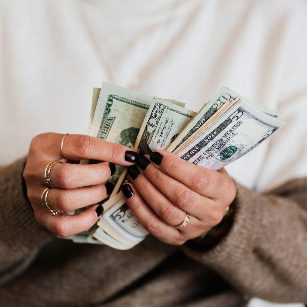counting cash