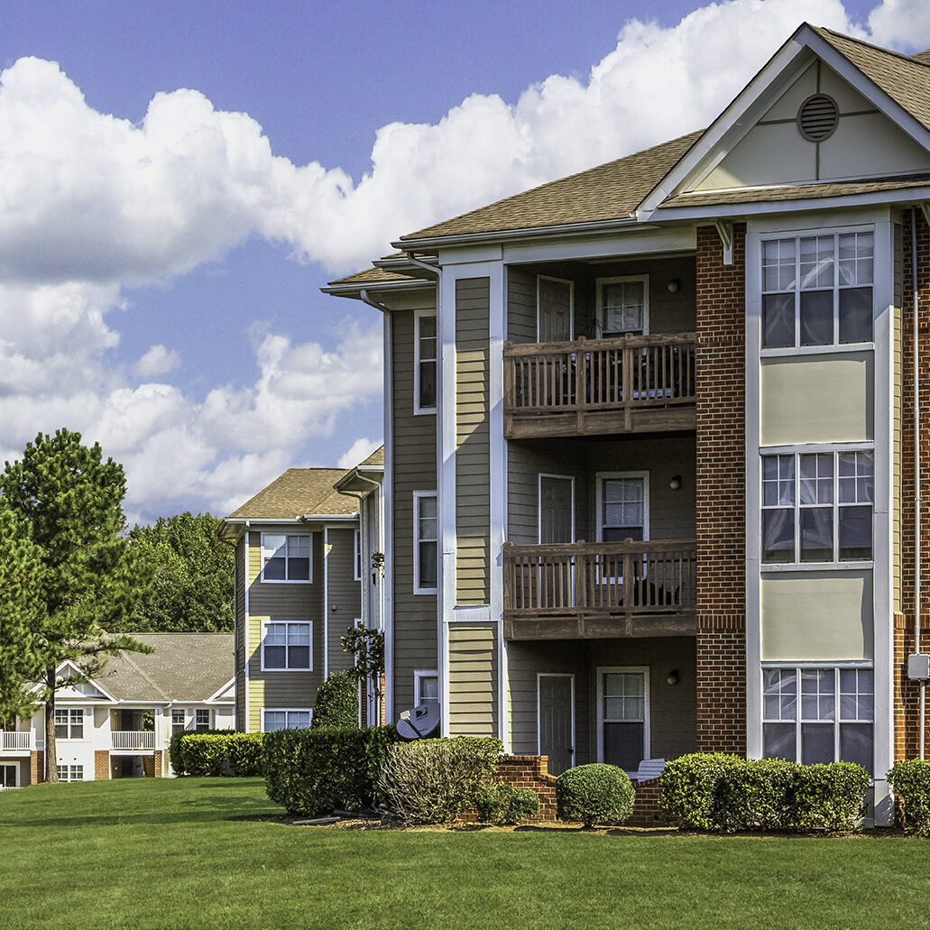 A front view of the RIverwalk Apartments in Denver.